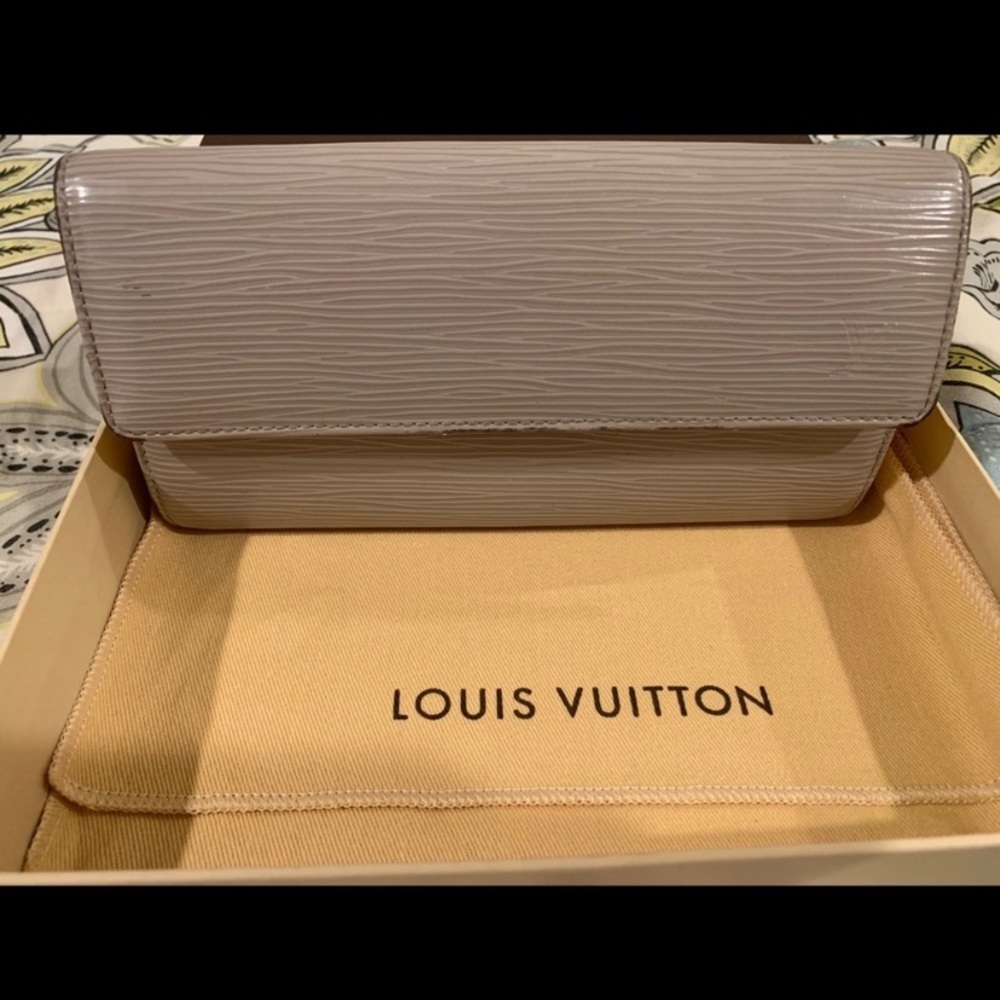 Louis Vuitton Epi Leather Wallet